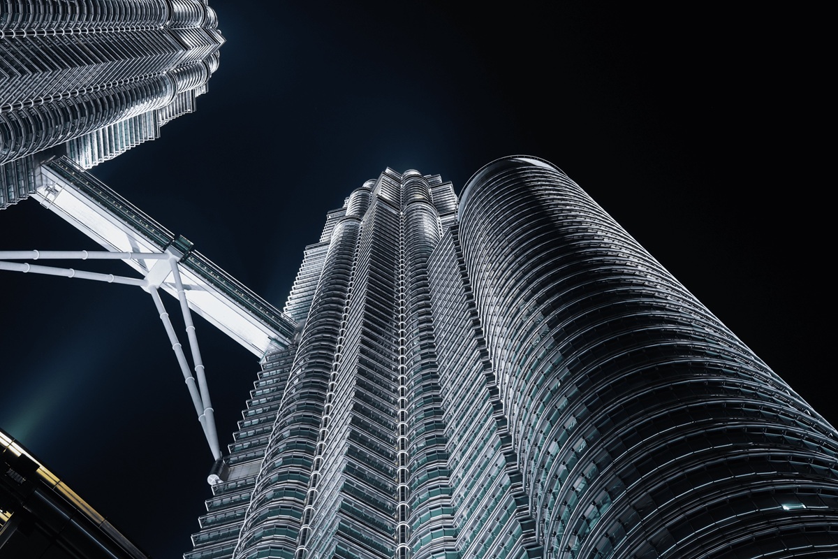 Looking up at the other Petronas Tower with skybridge